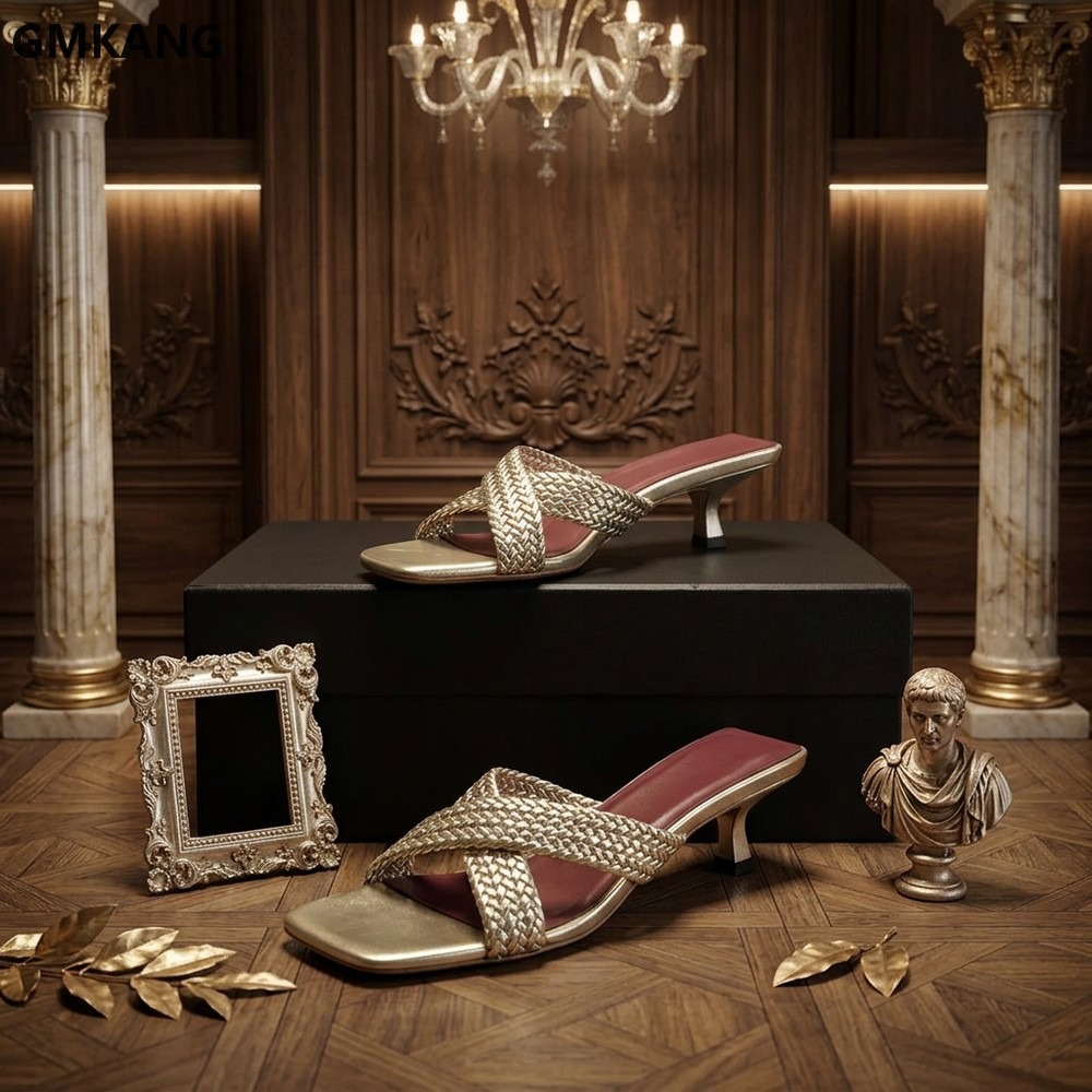 Kitten Heel Women - รองเท้าส้นเตี้ยแบบสวมปลายแหลมสำหรับผู้หญิง ดีไซน์ผูกเชือกไขว้ วัสดุถักแบบฝรั่งเศส สวมใส่สบาย เหมาะสำหรับใส่ไปทำงาน ปาร์ตี้
