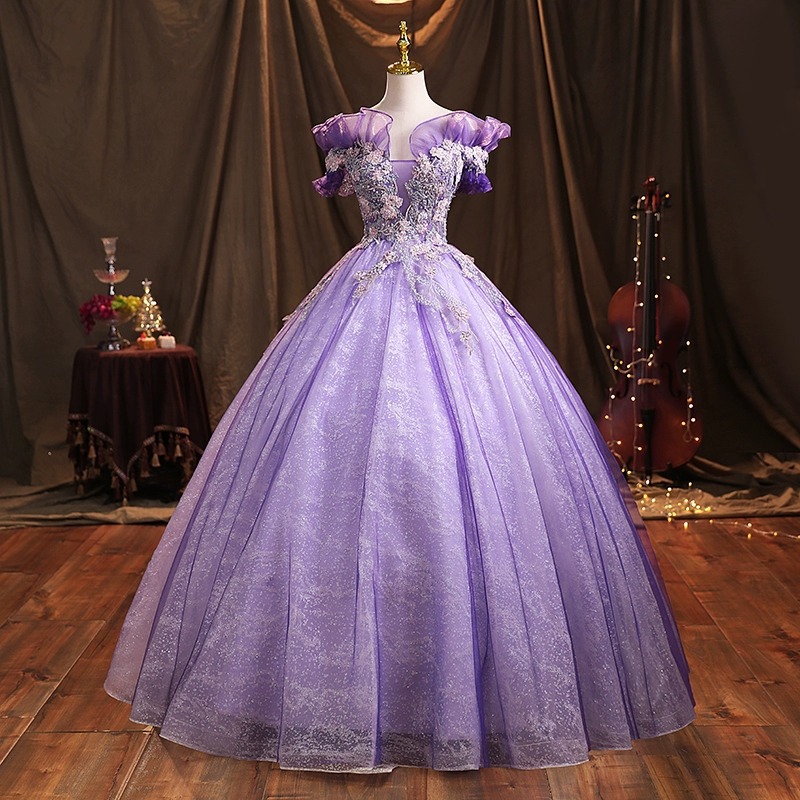 ชุดเดรสงานพรอมสำหรับงานกาล่าสำ - Women Formal Wear Photoshoot บทวิจารณ์และราคา