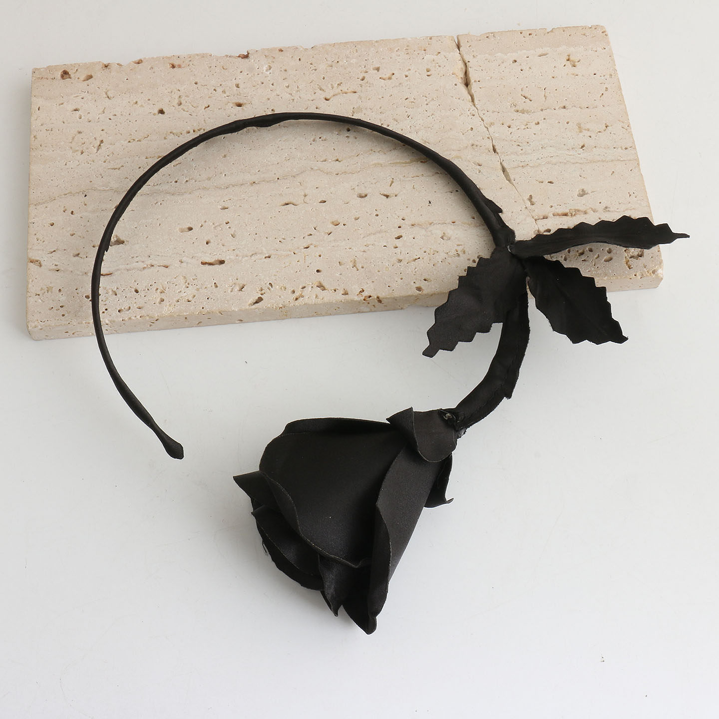 แฟชั่นเครื่องประดับทำด้วยมือสี - Women Formal Wear Black And White บทวิจารณ์และราคา