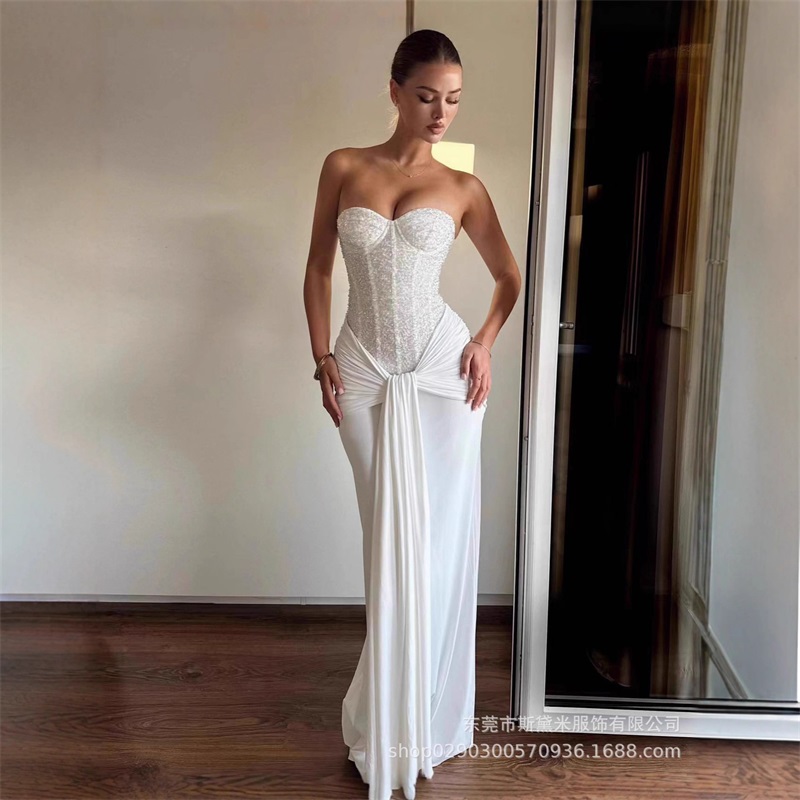 ชุดราตรีผู้หญิงประดับกลิตเตอร์ - Formal Wear Gowns For Women บทวิจารณ์และราคา