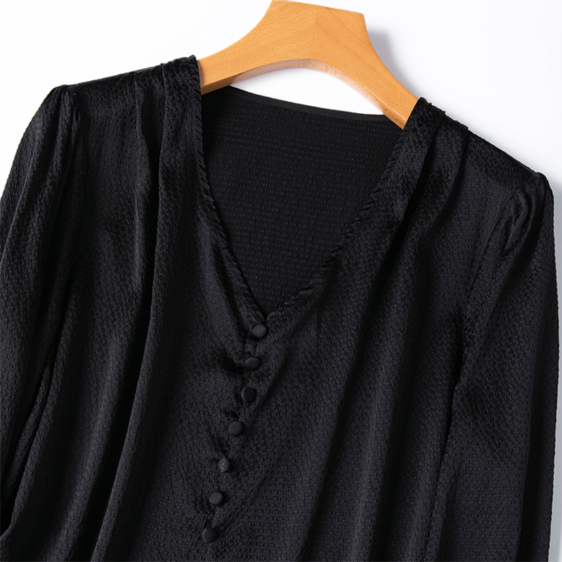 เสื้อไหมผู้หญิง 93% ไหมหม่อน 7 - Silk Blouse Button บทวิจารณ์และราคา