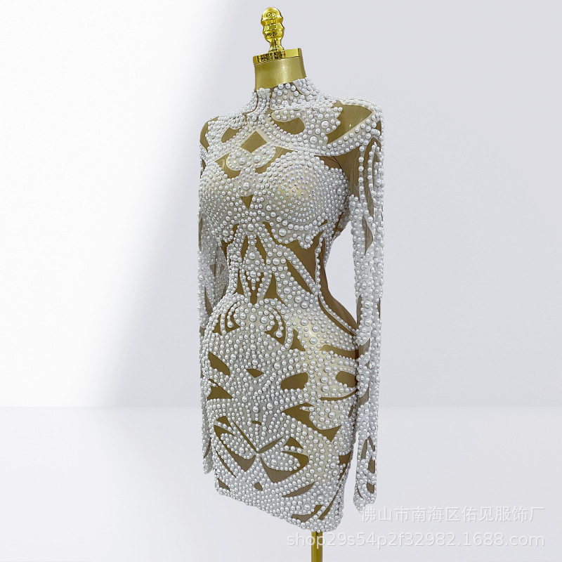ชุดเดรสสั้นแนบเนื้อ คอเต่าครึ่ - Women Formal Wear H&M บทวิจารณ์และราคา