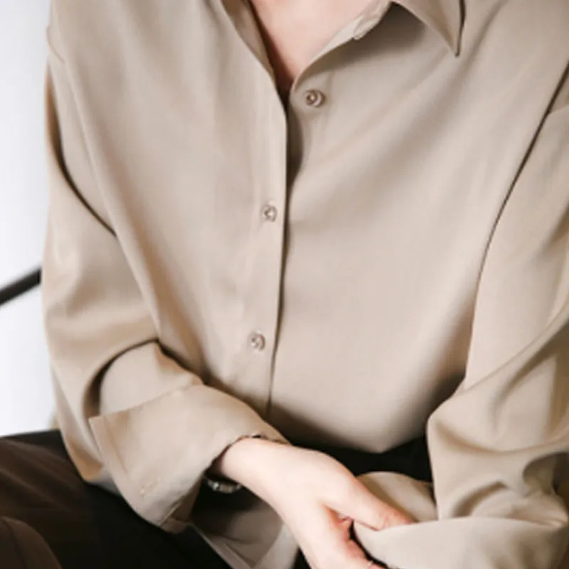 เสื้อเชิ้ตผ้าซาตินทรงหลวมสำหรั - Silk Blouse Button บทวิจารณ์และราคา