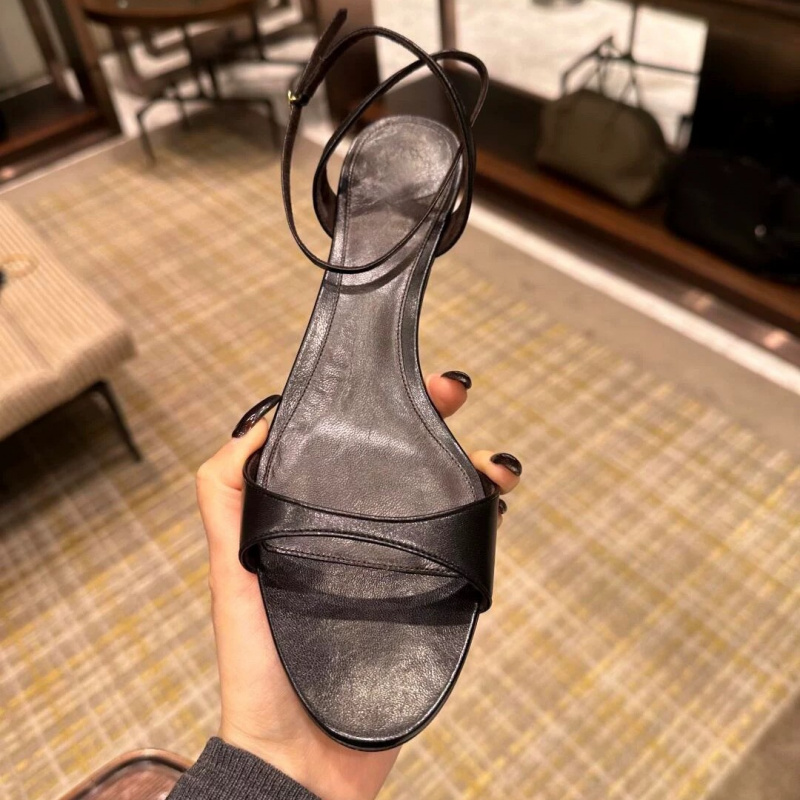แฟชั่นเซ็กซี่ผู้หญิงรองเท้าแตะ - Kitten Heel Women บทวิจารณ์และราคา