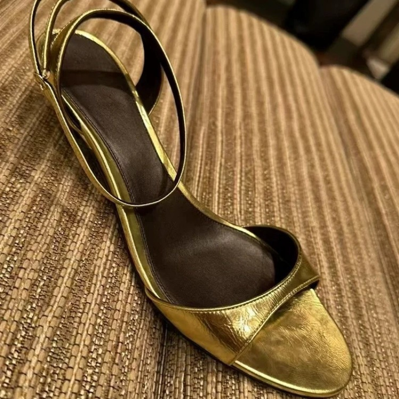 แฟชั่นเซ็กซี่ผู้หญิงรองเท้าแตะ - Kitten Heel Women บทวิจารณ์และราคา